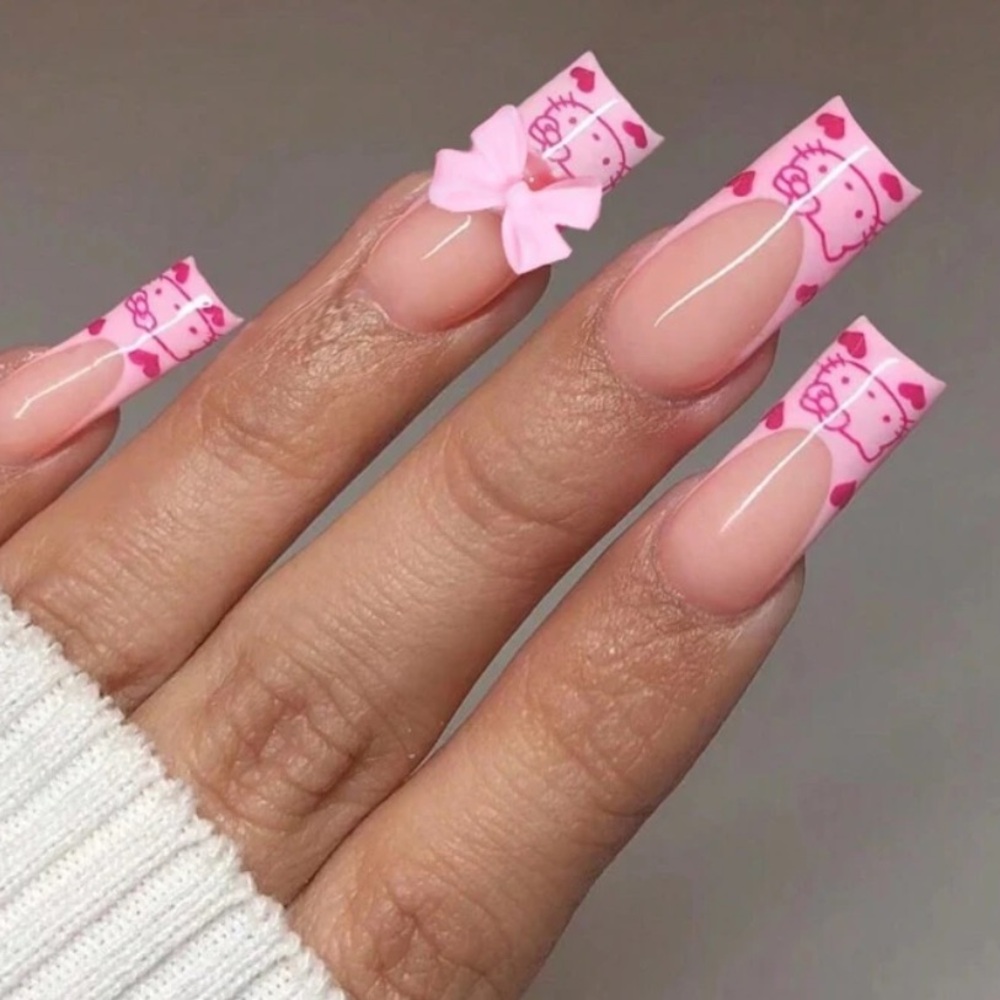 Hello Kitty Sanrio Acrylic Nails